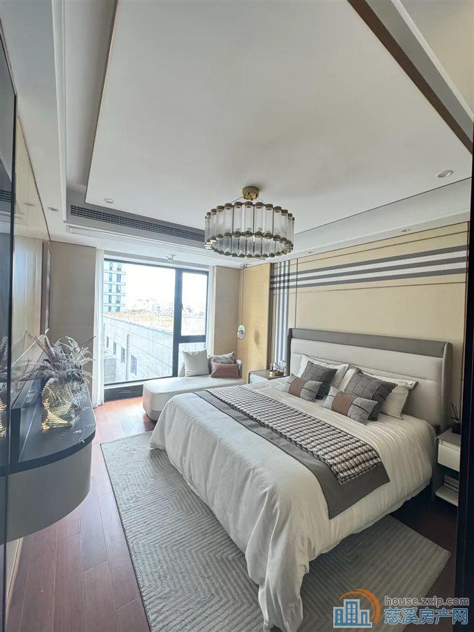 万固 豪华装修没住过 包营业税