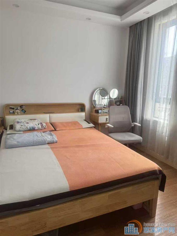 新潮塘南苑60平两室精装车位初中可读