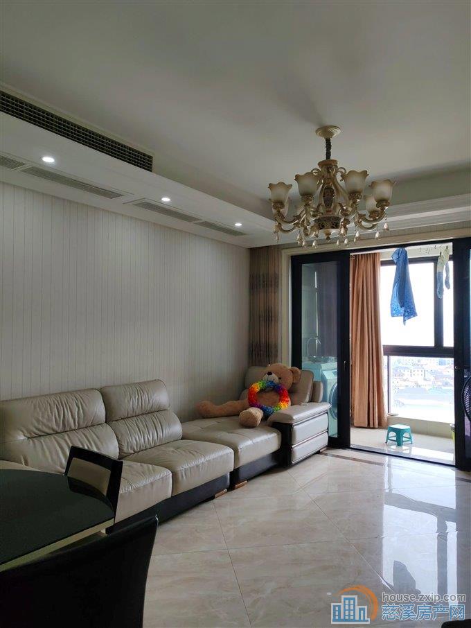 绿城诚园110平精装修155万