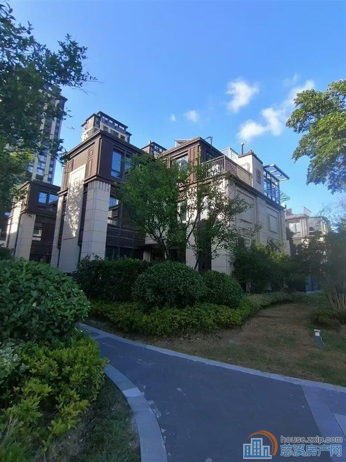 翡丽湾 头牌别墅 有天有地 独门独户