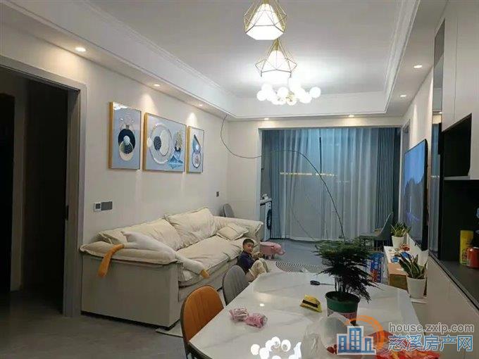 天安盛世臻境 精装96平方122万带车位