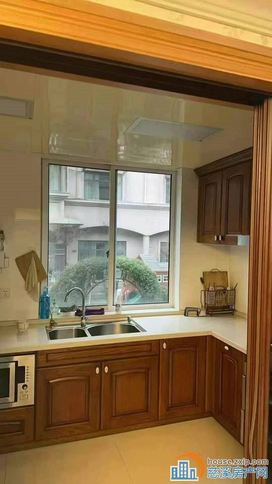 清水湾别墅360平方豪装1280万