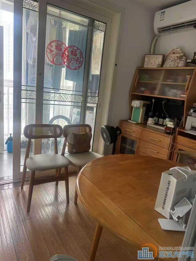 新潮塘南苑60平两室精装车位初中可读