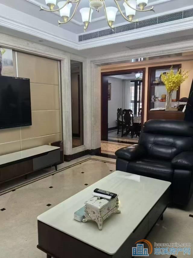 绿城慈园171平楼层佳精装车位328万