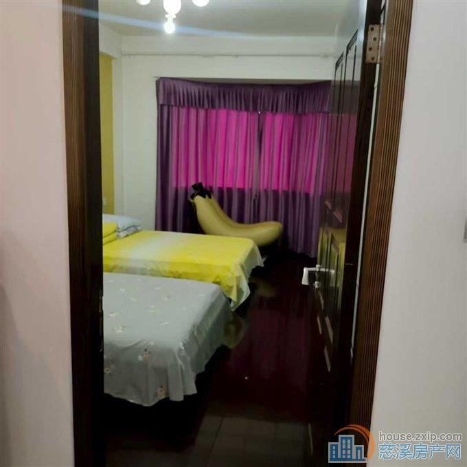 大通花园3楼198平精装车库198万