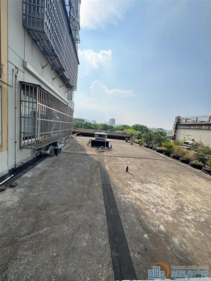 城市星光苑155平148万带前后大露台