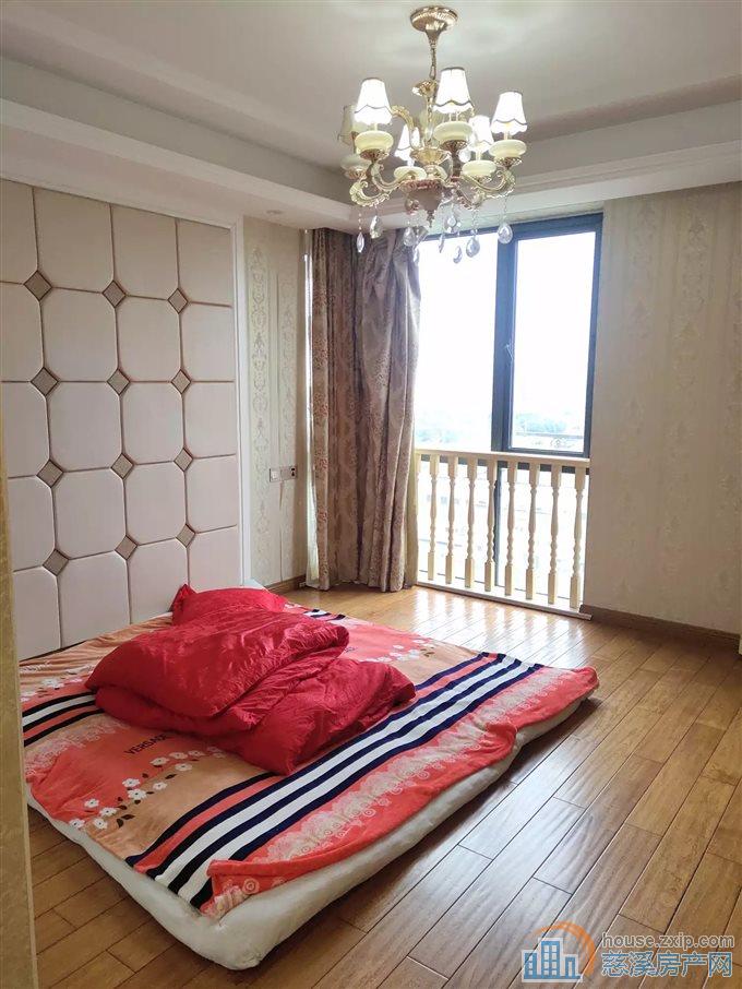 界牌新村 精装139平158万带车位