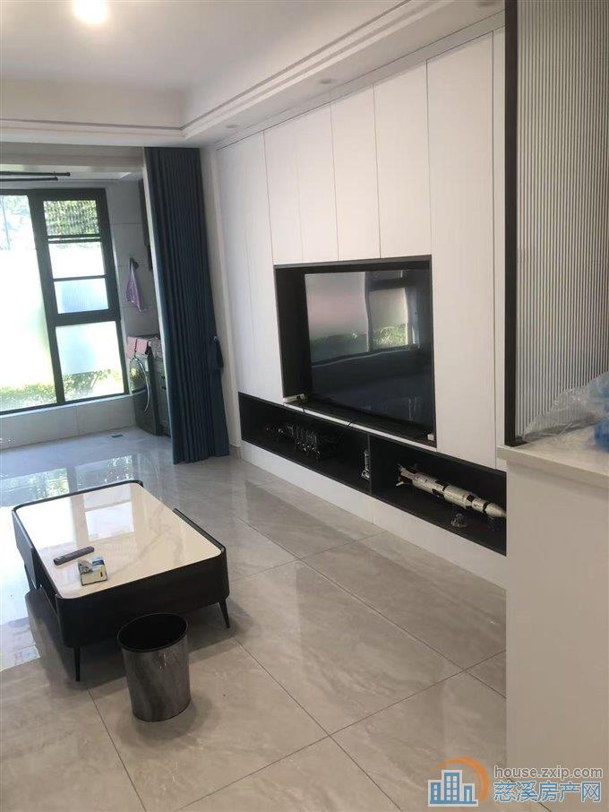 盛泰嘉苑欢乐颂一楼120平精装146万