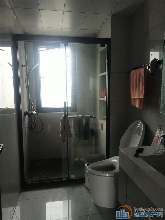 梧桐府 精装修  诚心出售