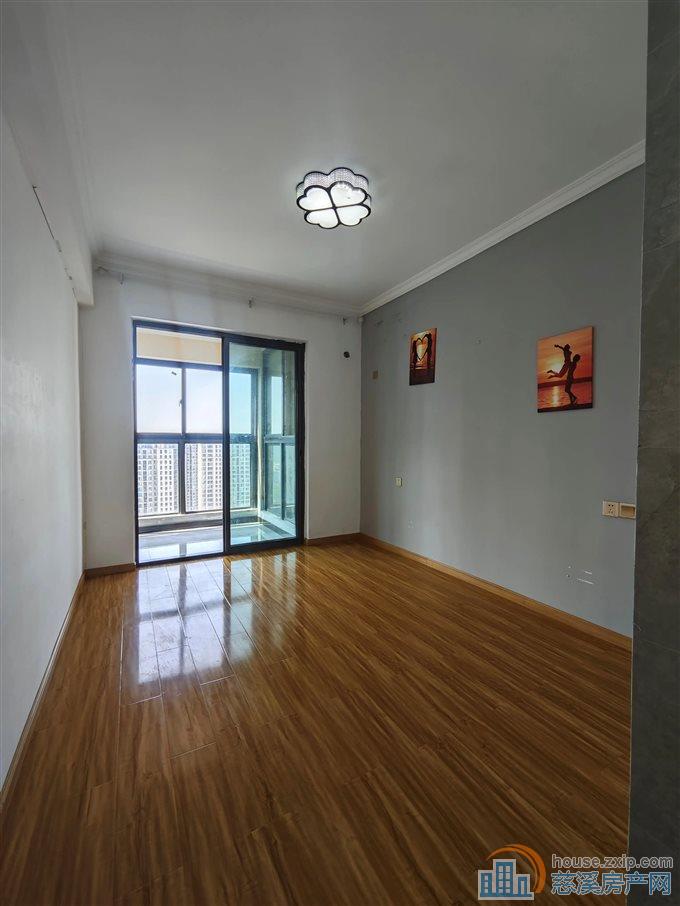 悦华府127平181.8万吾悦商圈