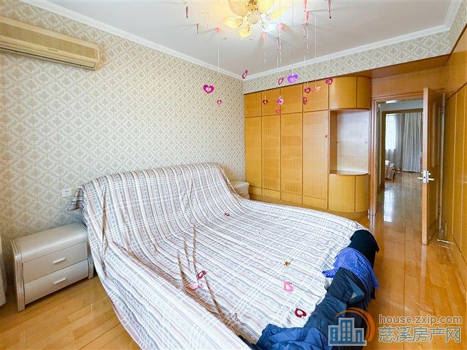 三北公寓 精装修 157平 129.8万