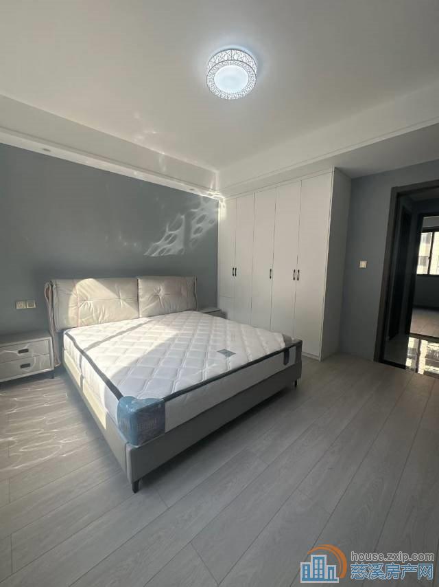 尚德家园面积90平2房精装车位93.8万