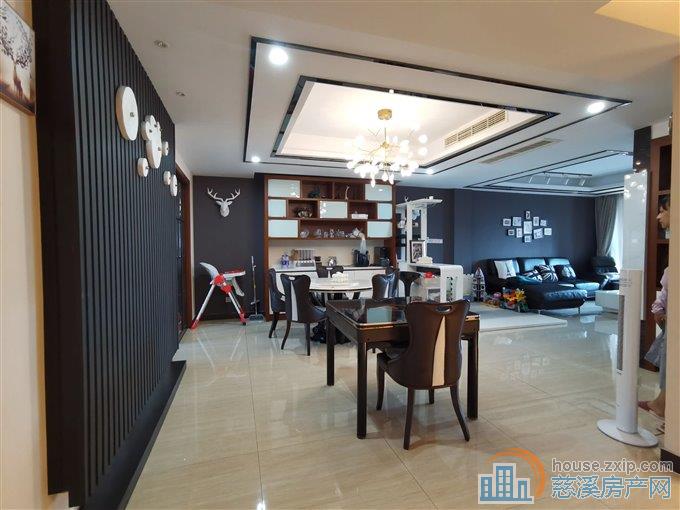 双囍花园143平175万精装带车位