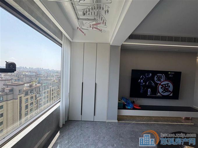 誉林府96平220万精装三房