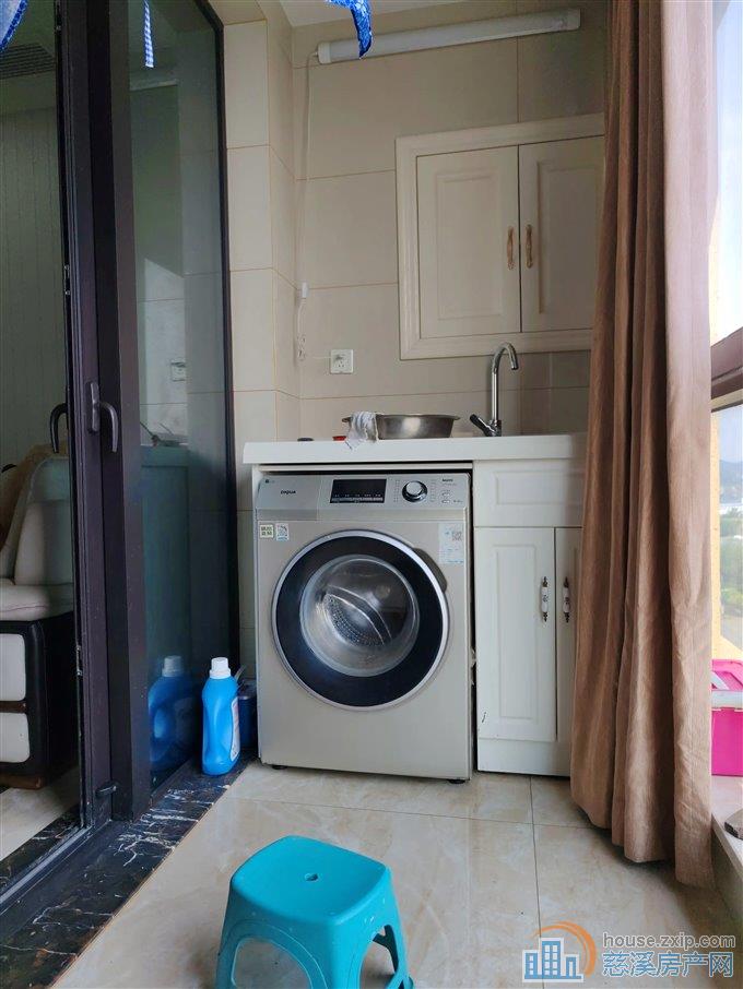 绿城诚园110平精装修155万