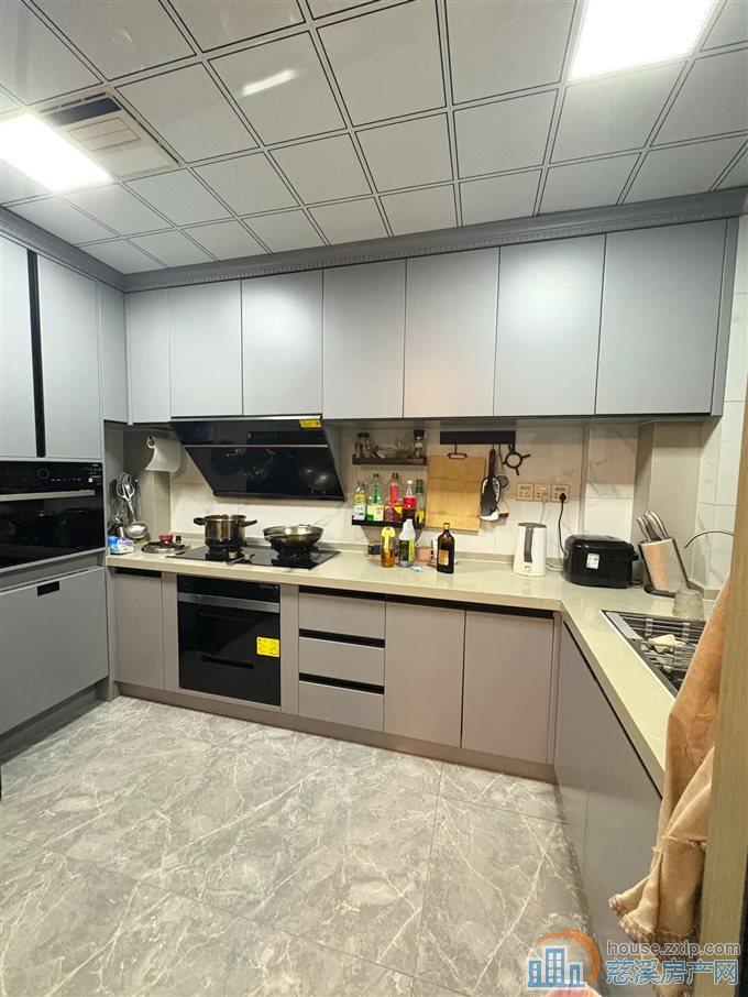 祥生望玥府 豪华装修洋房 带车位 带花园