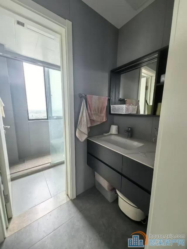 新潮塘北苑精装楼层佳107平151.8万