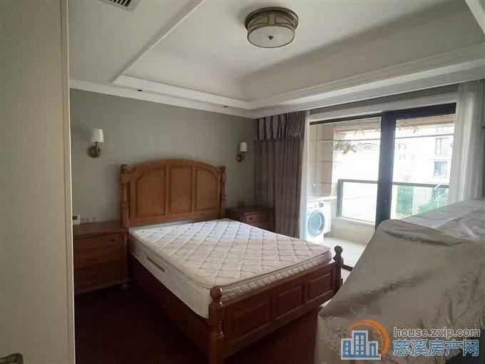 绿城玫瑰园170平精装带大露台328万