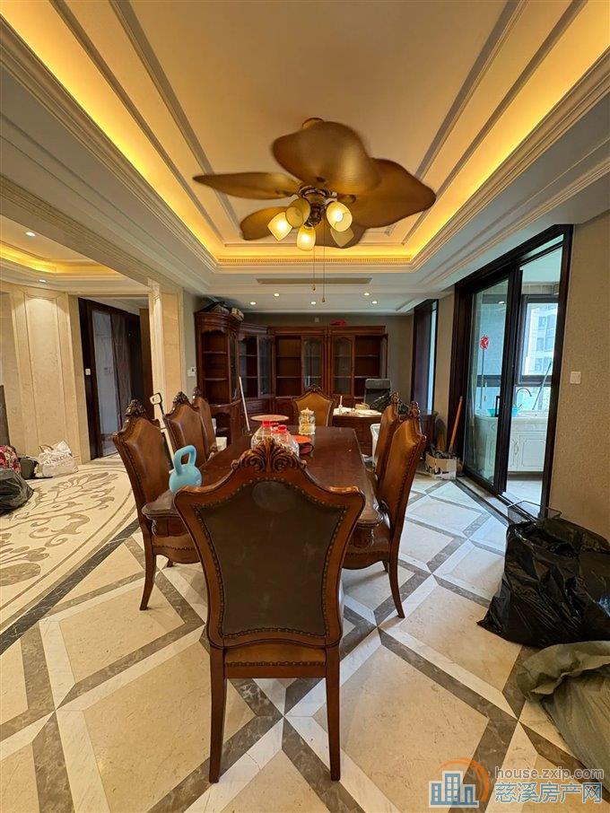 金地鸿悦240平348万满五唯一