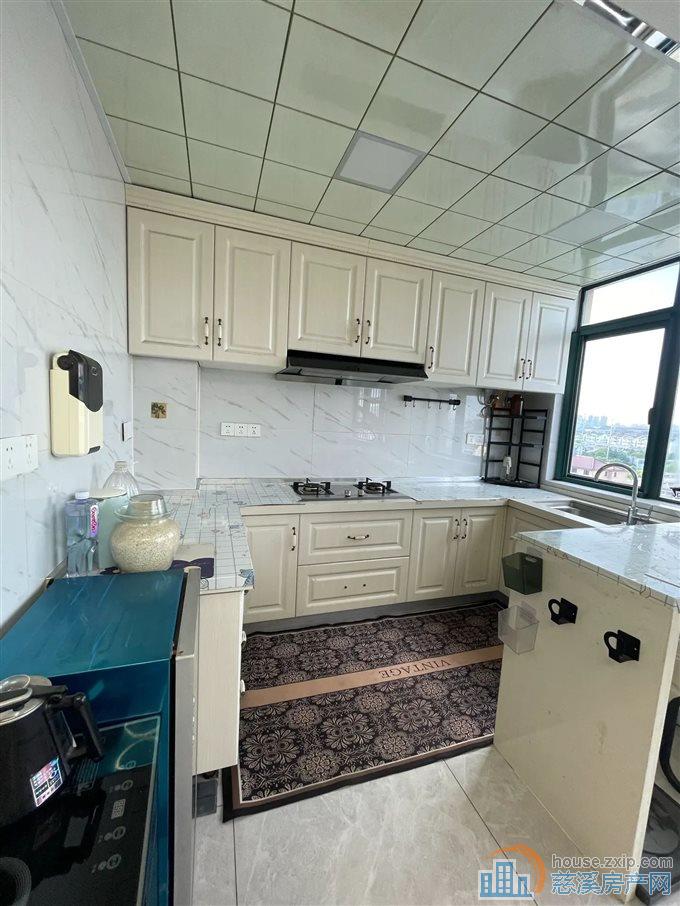 绿德家园143平138万精装修