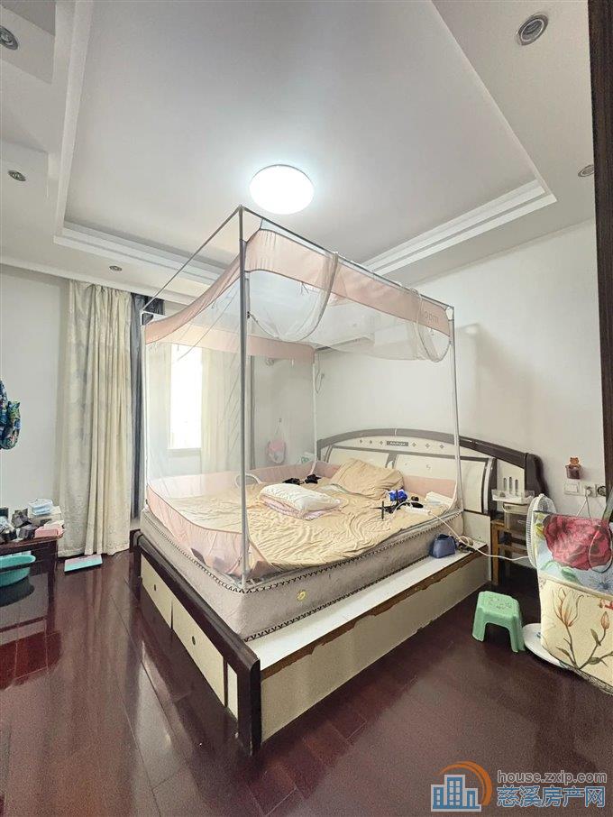 城市星光苑 155平 148万带露台