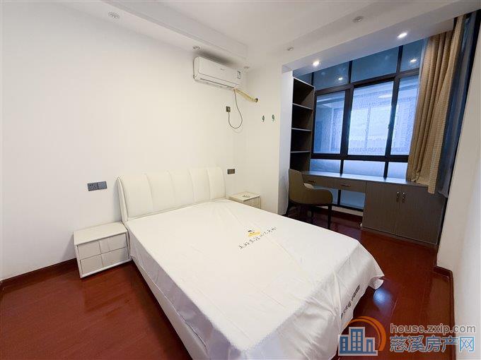 观湖佳苑93平121.8万稀缺小户型