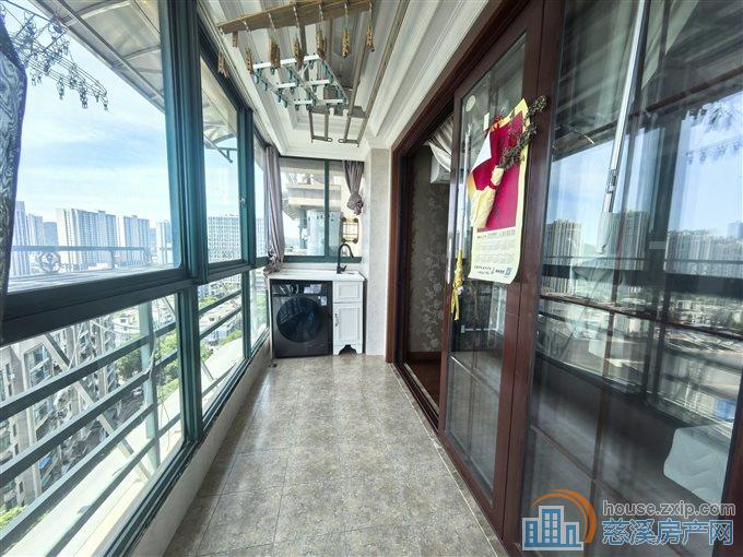 高丰家园155平精装修带车库155万