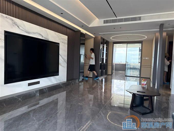 碧桂园云顶 豪装大平层 视野佳