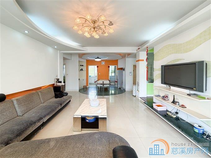 东兴苑南区123平102万精装户型好