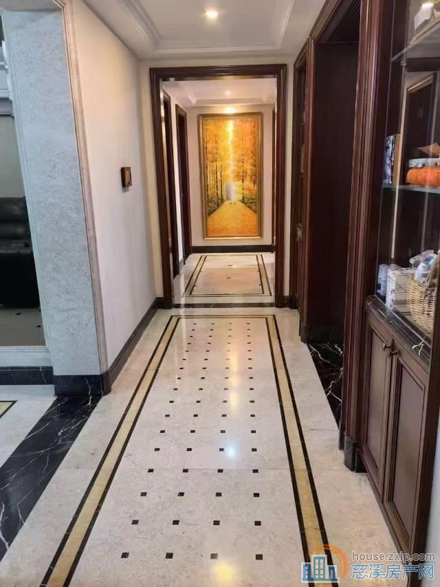 绿城慈园171平楼层佳精装车位328万