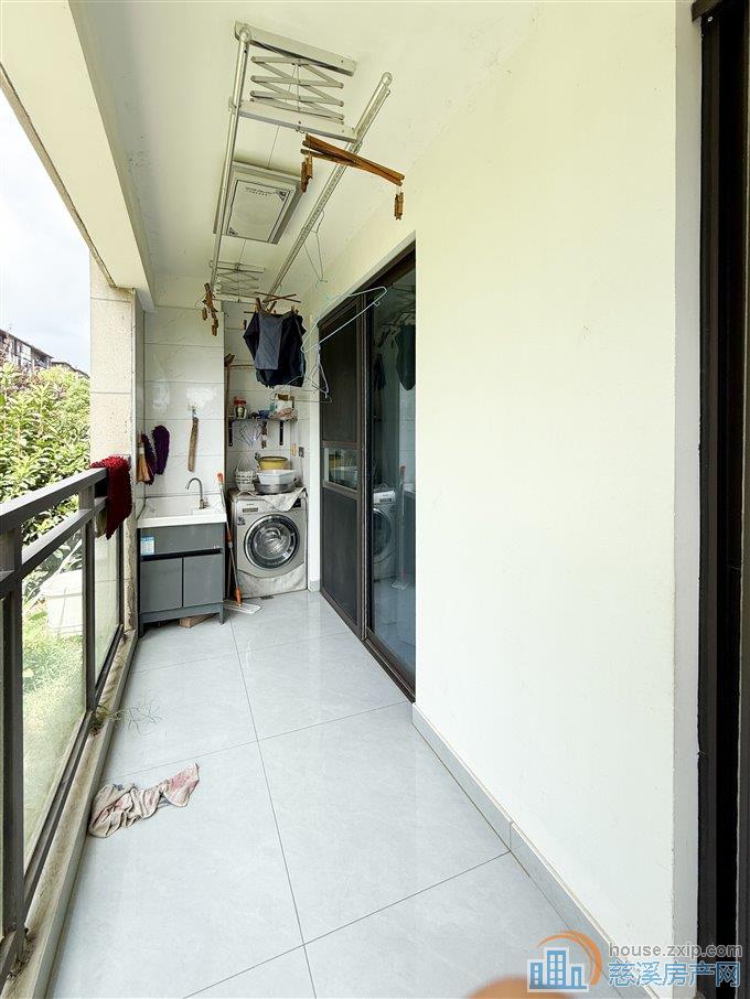 红星天铂佳苑132平149.6万带双车位