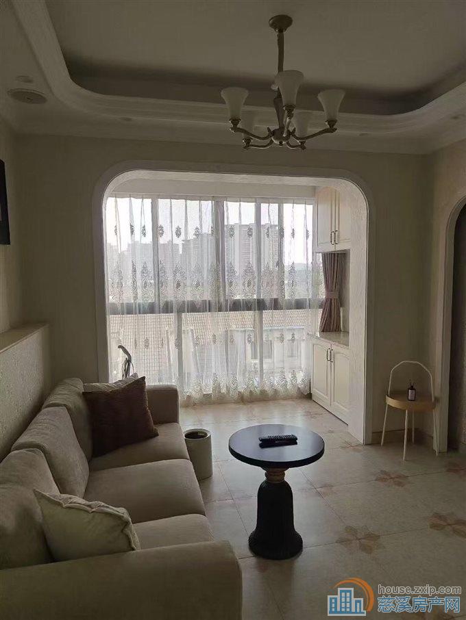 特价南池东区电梯洋房73平精装2年到