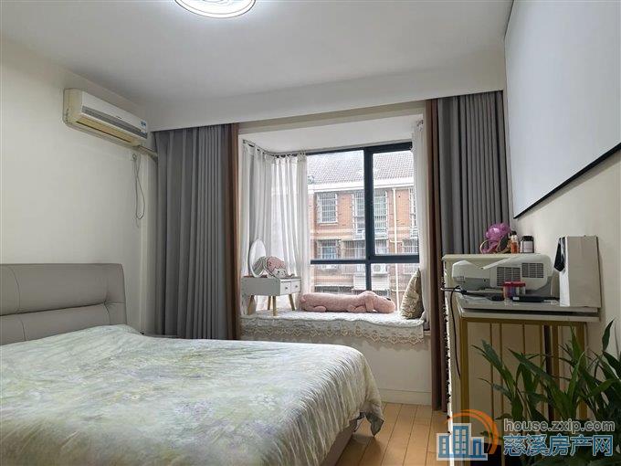 天和家园东区 精装 保养好 带车位