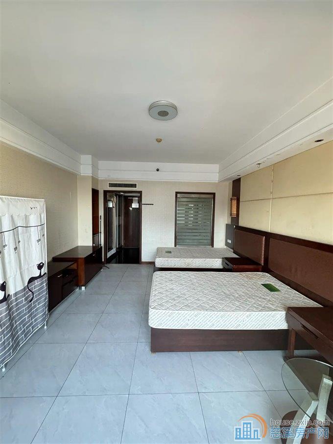  波斯曼国际酒店48平95.8万书包房