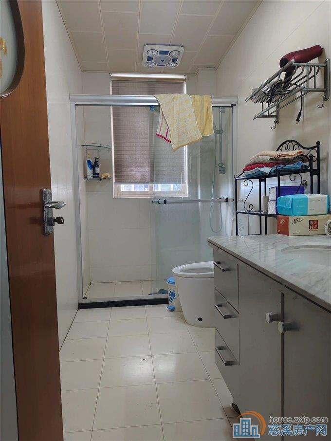 东方明珠 精装197平方205万洋房车位