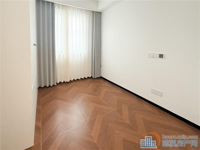 天安浔筑 全新精装 视野开阔