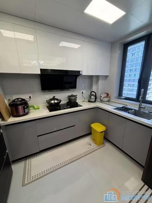 红星檀府西区162平方精装362万