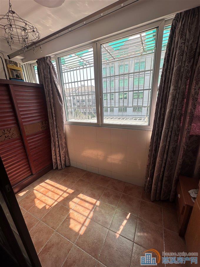 舜韵华庭96平58万满五唯一带车库