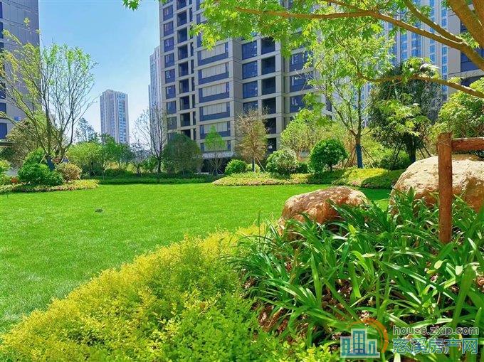 博洋水映天成 160平268万 一手新房