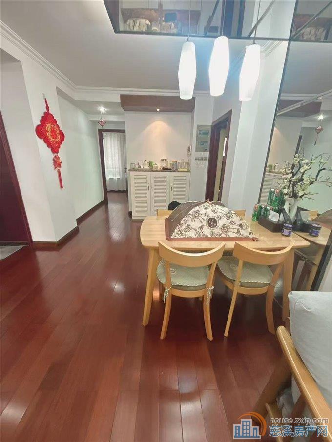 城市桃源电梯洋房90平精装修112.8万