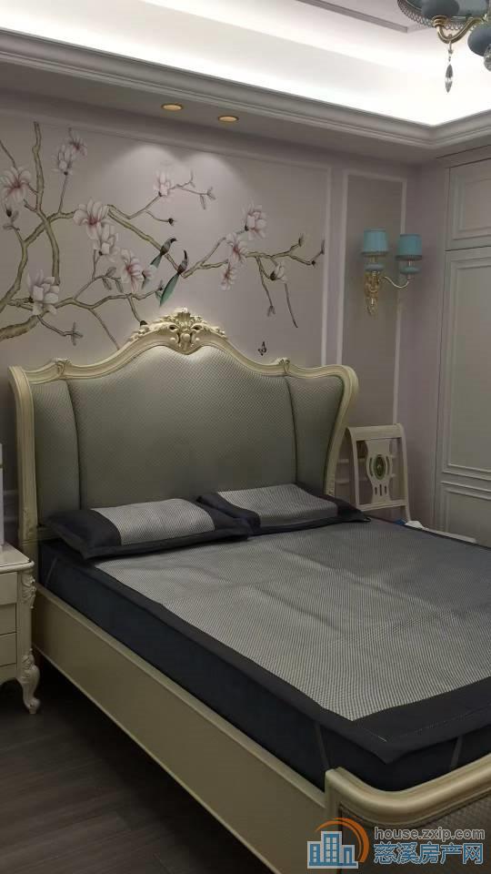 周巷银亿上府上品轩128平豪装148万