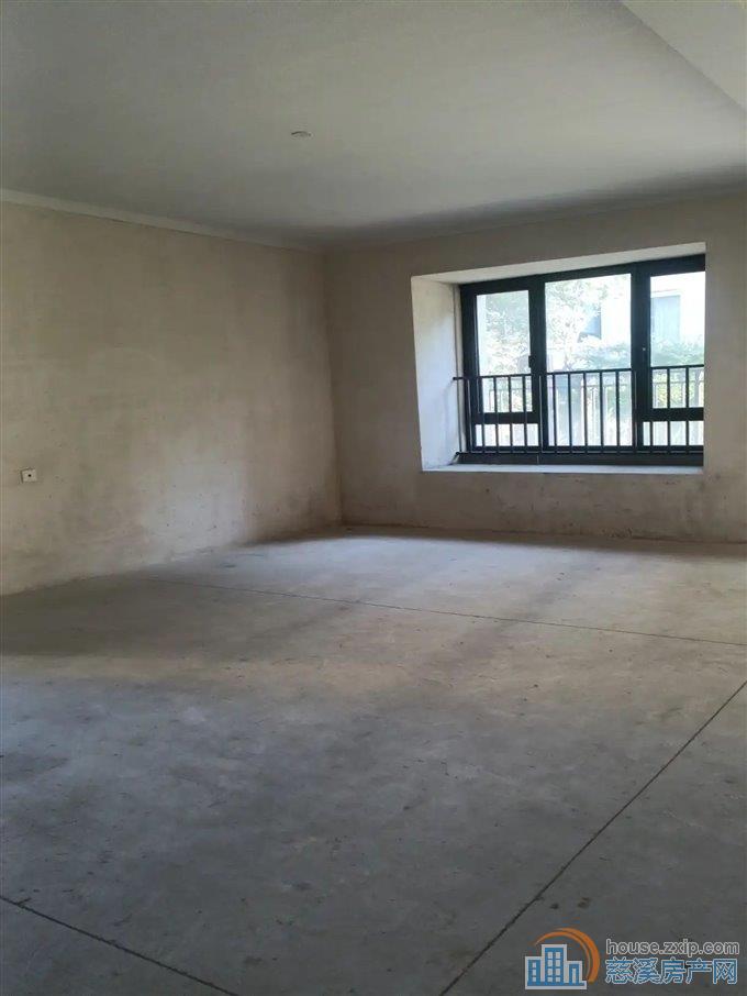 稀缺 湖心半岛  稀缺带花园复地下室洋房