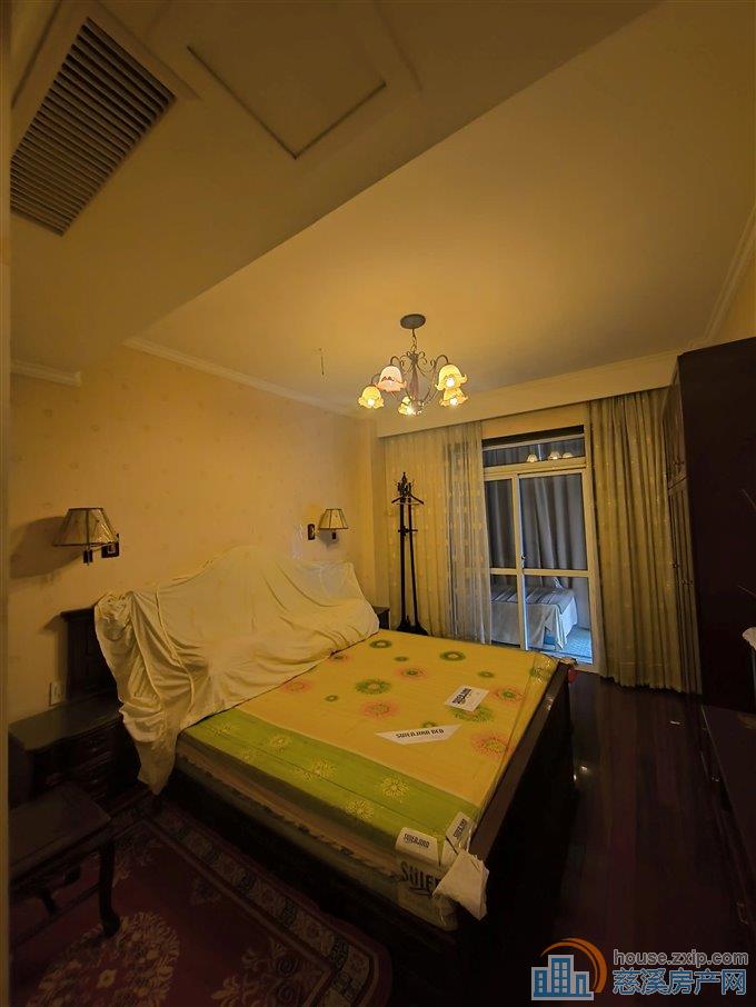 顶复秀水华庭 精装修 带车位 送空中花园