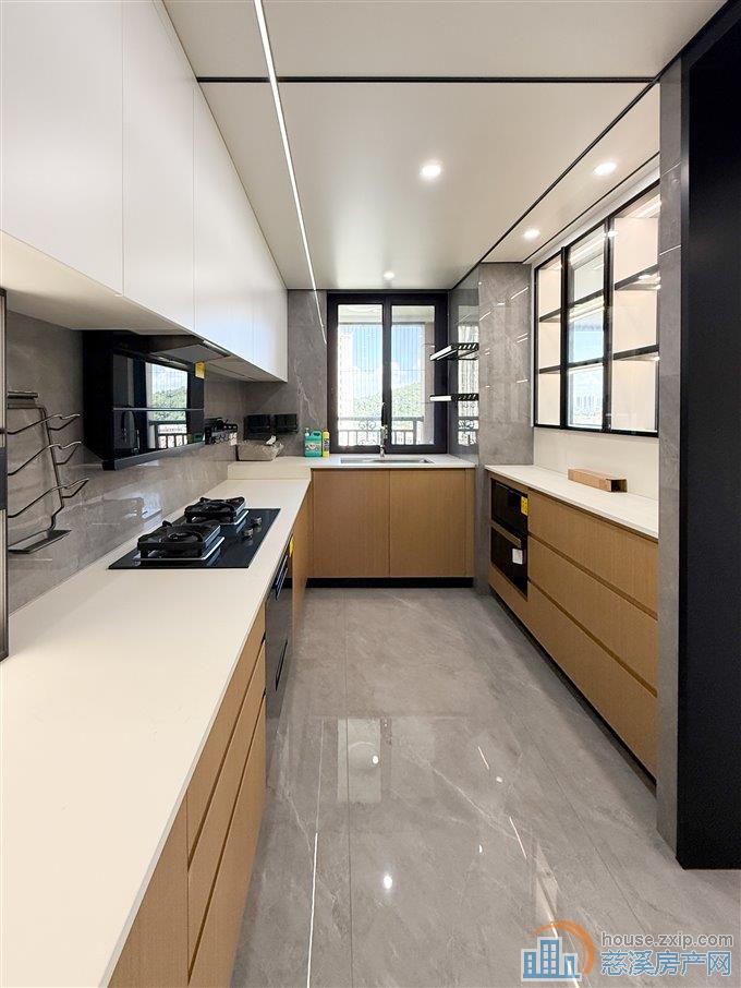 江景苑240平改善户型 独家 双车位