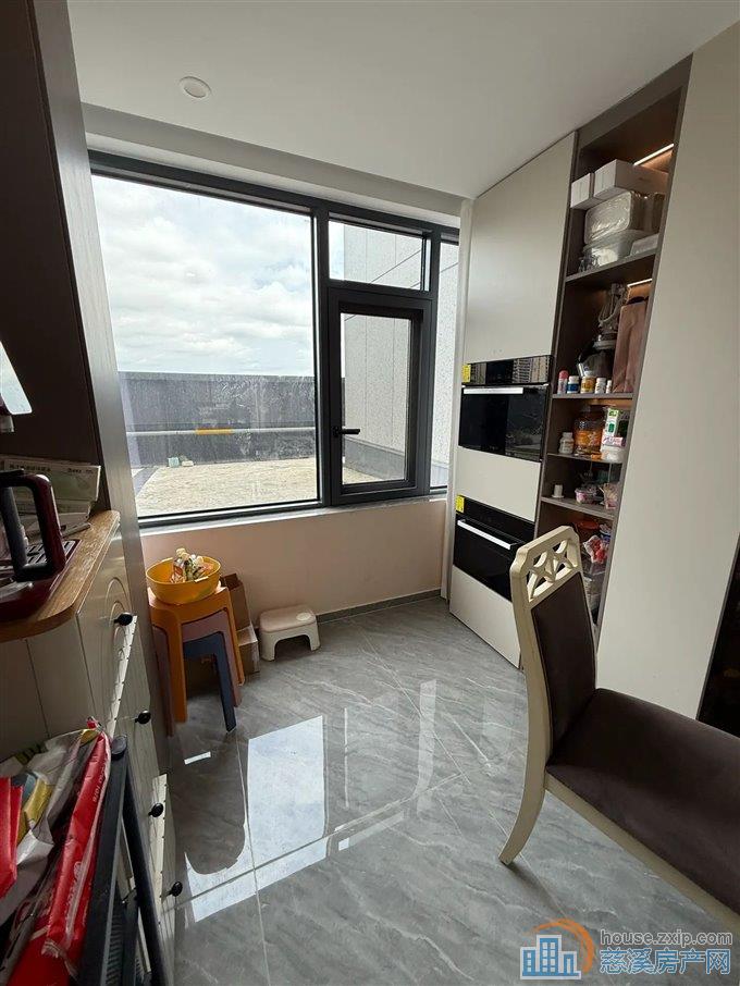 中交玉宸园172平精装修308万