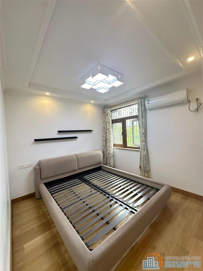 孙塘新村82.5平 112万 精装