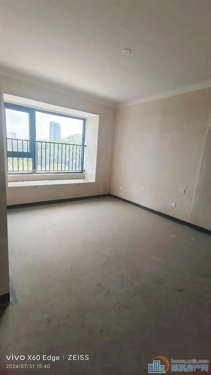 捡漏 辉逸云庭总高9层洋房 送车位一只