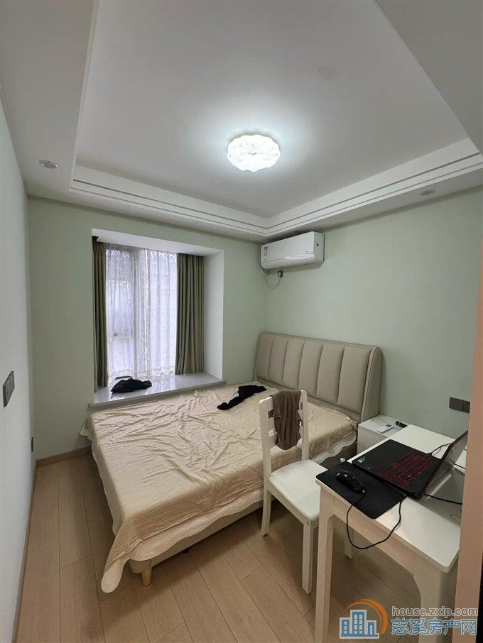 蔚蓝云图 精装 85平93.8万 东边套