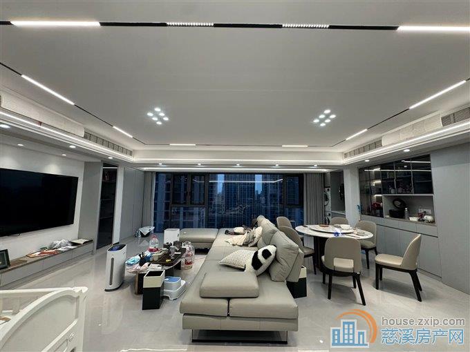 中交玉宸园豪华装修172平350万拎包住