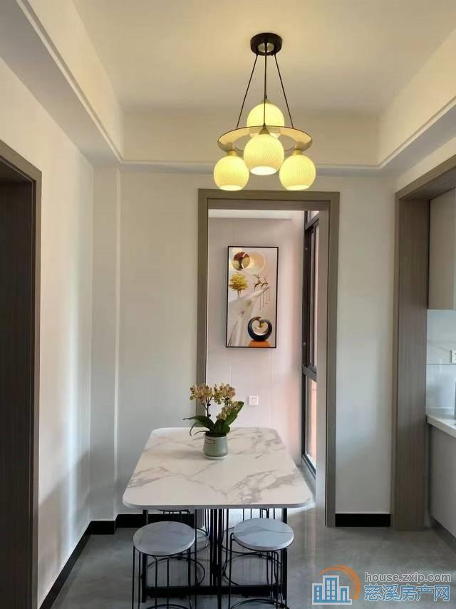 双和家园54平南北通精装新72.8万